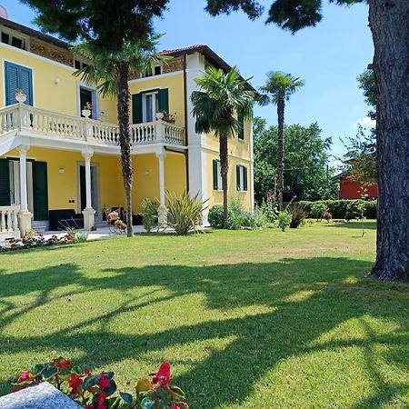 B&B Villa Preziosa Lago Maggiore Lesa Exterior photo
